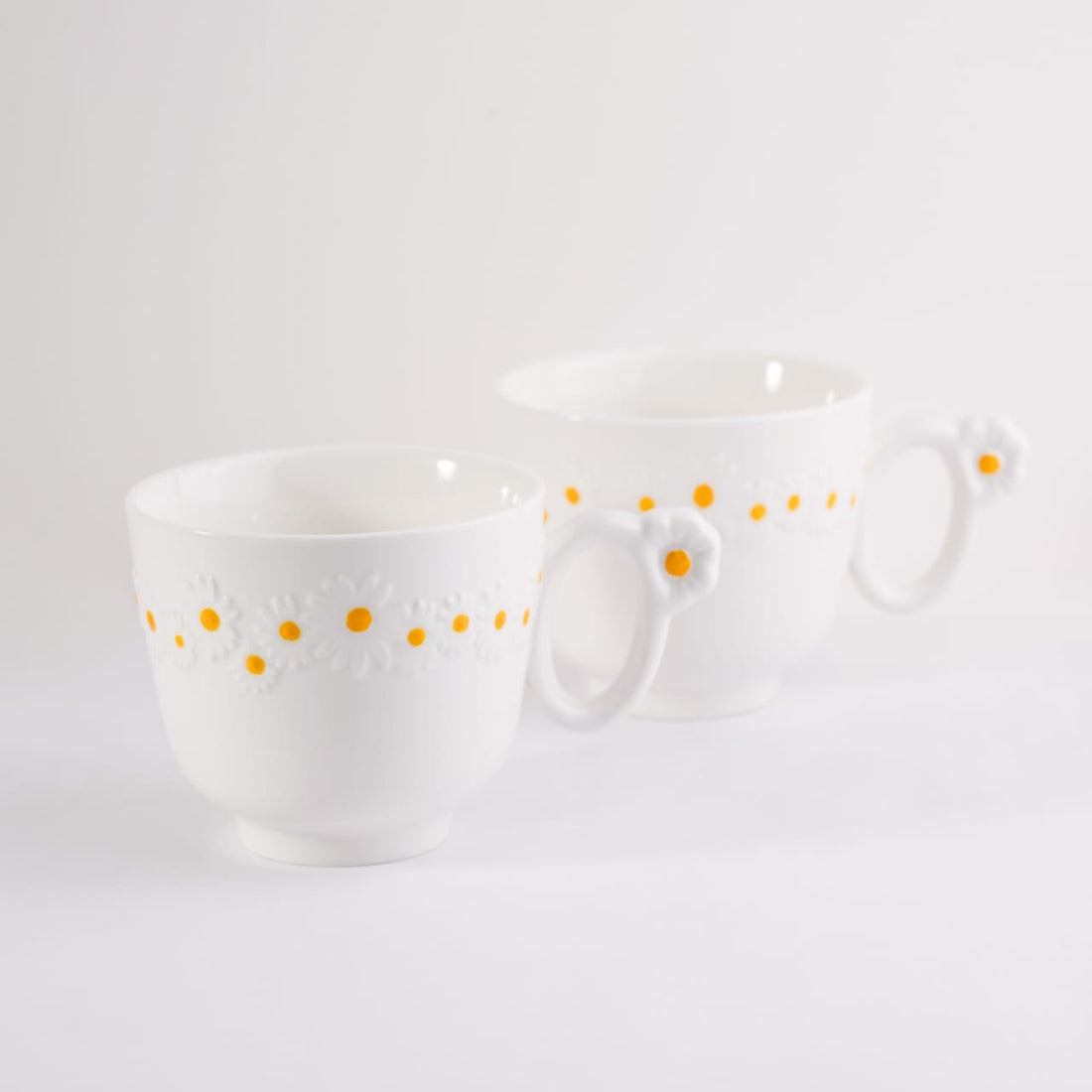 Daisy Cappuccino Mug White